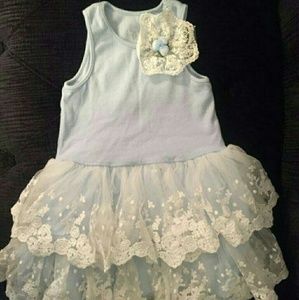 Girls dress